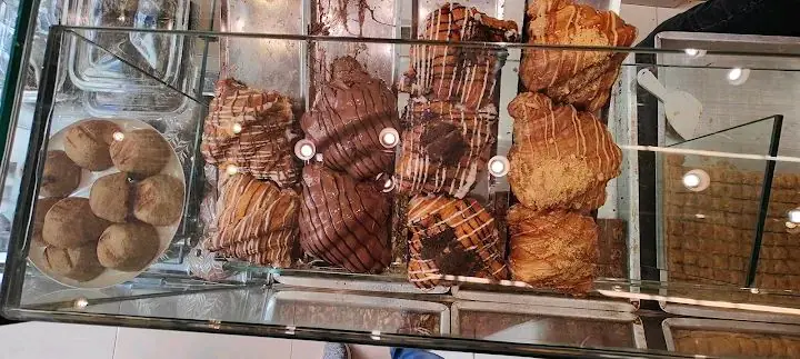 كروسان ع الشوارب